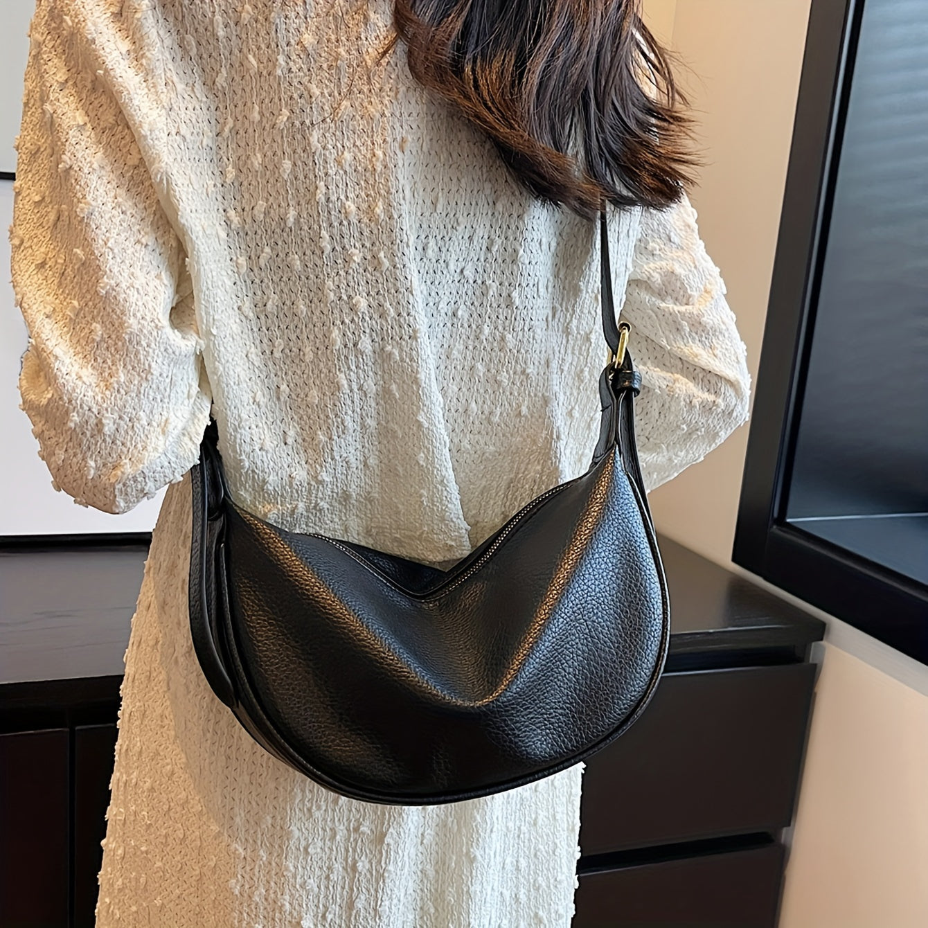 Litchi Texture PU Shoulder Sling Bag